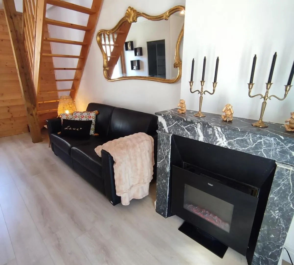 Апартаменты Le Refuge Chic Bagneres-de-Luchon